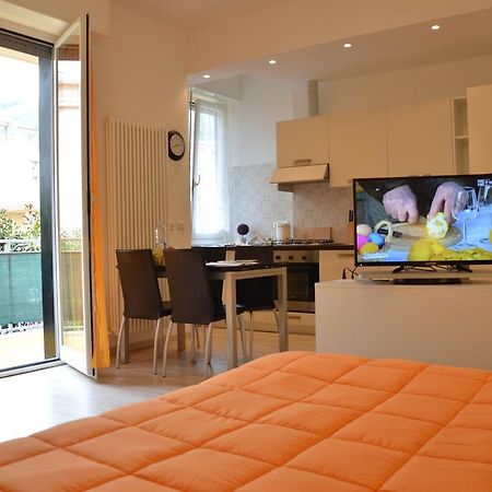 キアーヴァリCasa Mareアパートメント エクステリア 写真